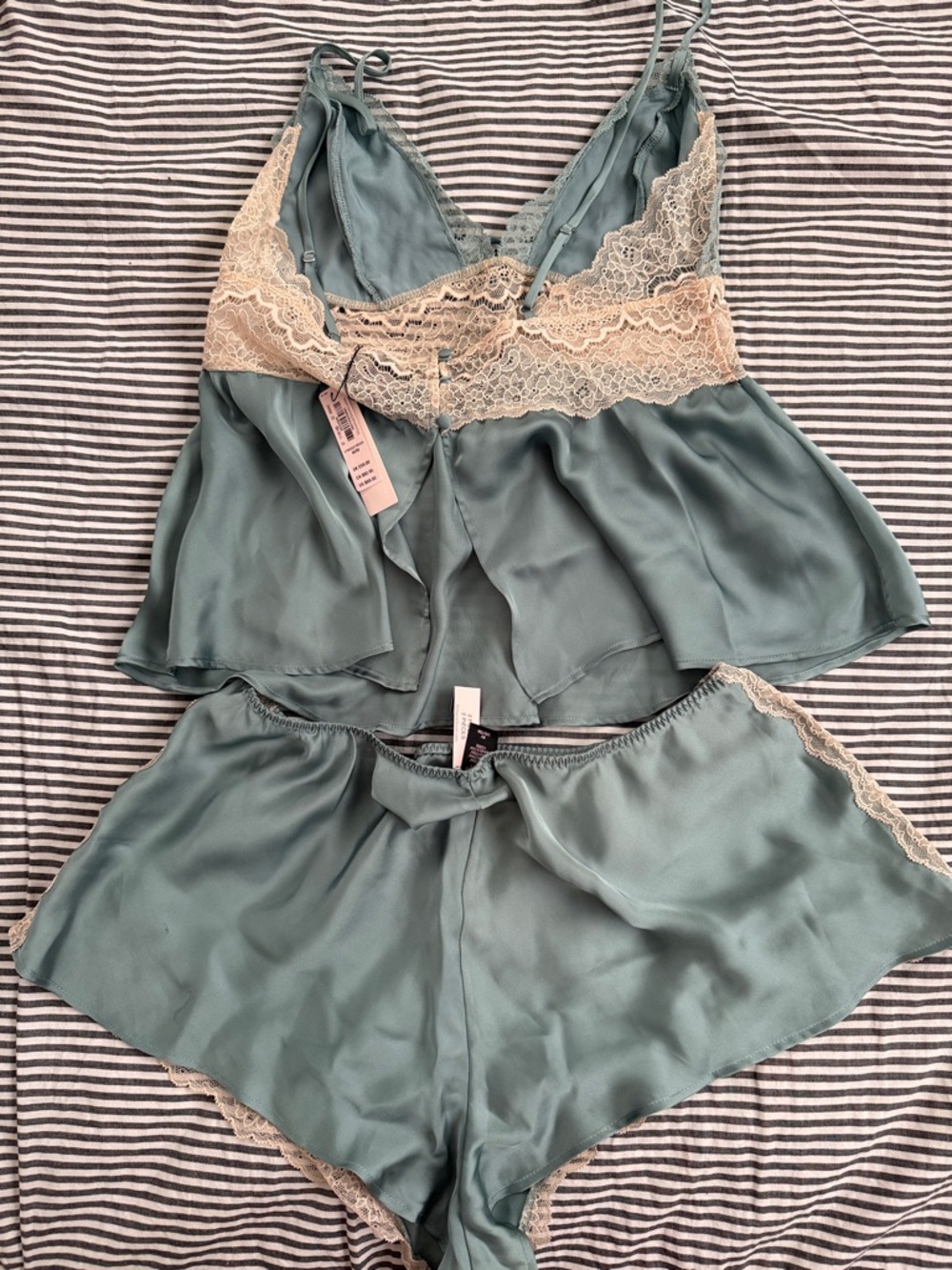 Victoria's Secret Sage Green Cami & Shorts Sleep Set with Cream Lace - Picture 2 of 2